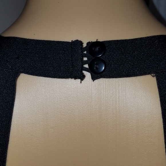Black overlay dress with embellishment - Picture 4 of 8